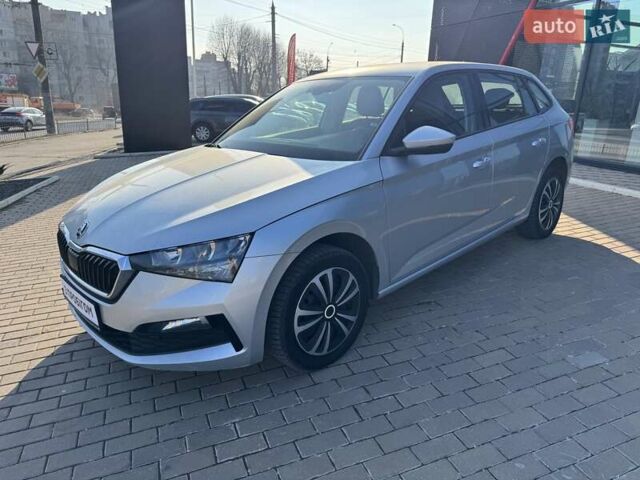 Серый Шкода Scala, объемом двигателя 1.5 л и пробегом 116 тыс. км за 14977 $, фото 1 на Automoto.ua