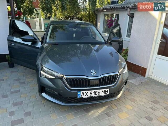 Сірий Шкода Scala, об'ємом двигуна 1.6 л та пробігом 20 тис. км за 19000 $, фото 1 на Automoto.ua