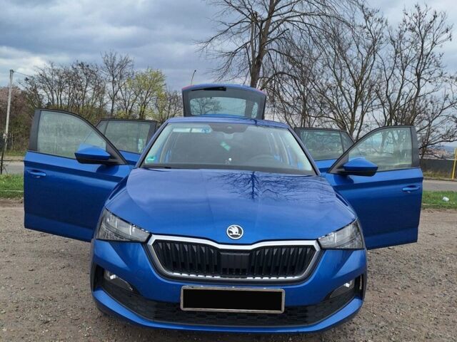 Синий Шкода Scala, объемом двигателя 1.6 л и пробегом 280 тыс. км за 16000 $, фото 1 на Automoto.ua