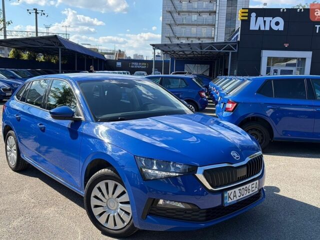 Синій Шкода Scala, об'ємом двигуна 1.6 л та пробігом 53 тис. км за 16064 $, фото 1 на Automoto.ua