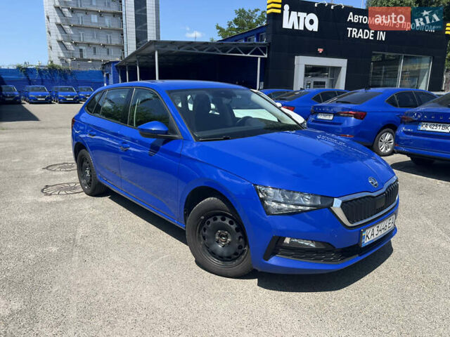 Синий Шкода Scala, объемом двигателя 1.6 л и пробегом 102 тыс. км за 14875 $, фото 1 на Automoto.ua