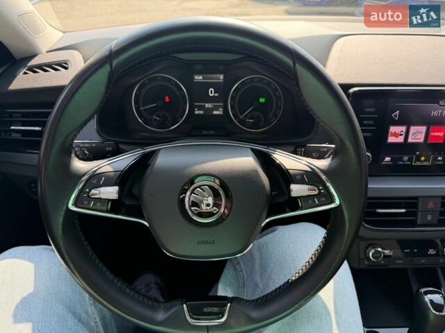 Синій Шкода Scala, об'ємом двигуна 1.6 л та пробігом 69 тис. км за 15621 $, фото 1 на Automoto.ua