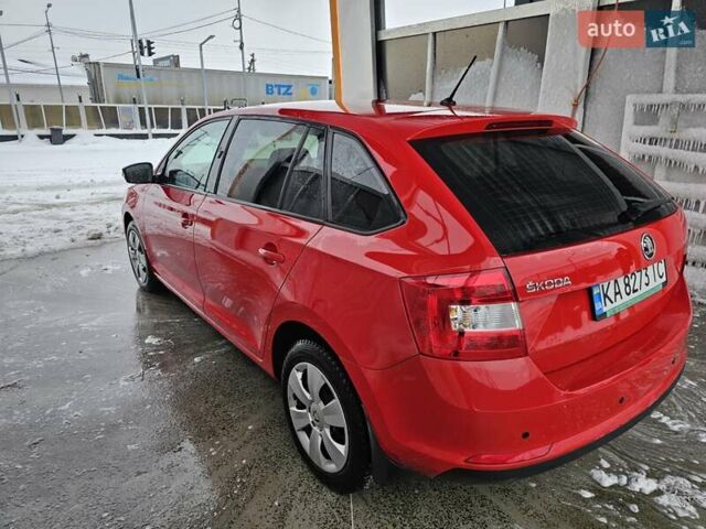 Червоний Шкода Спейсбек, об'ємом двигуна 1.2 л та пробігом 151 тис. км за 7000 $, фото 1 на Automoto.ua