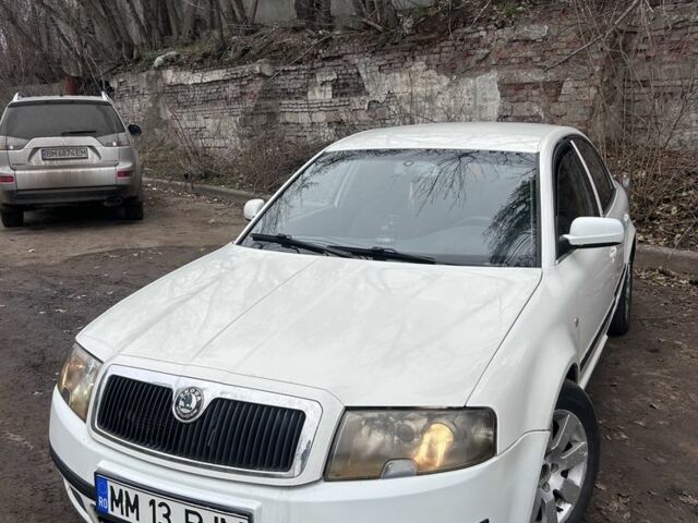 Білий Шкода Суперб, об'ємом двигуна 1.9 л та пробігом 280 тис. км за 2200 $, фото 1 на Automoto.ua