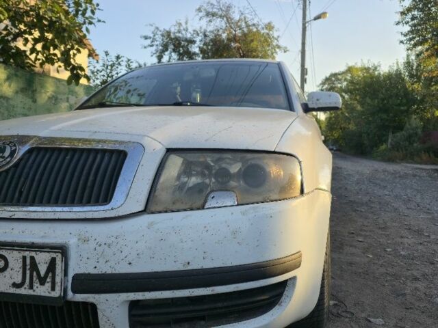 Білий Шкода Суперб, об'ємом двигуна 1.9 л та пробігом 340 тис. км за 3500 $, фото 1 на Automoto.ua