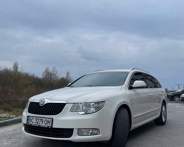 Белый Шкода Суперб, объемом двигателя 1.97 л и пробегом 278 тыс. км за 10500 $, фото 1 на Automoto.ua