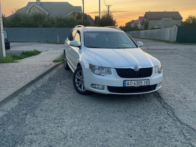Белый Шкода Суперб, объемом двигателя 1.97 л и пробегом 270 тыс. км за 7800 $, фото 1 на Automoto.ua