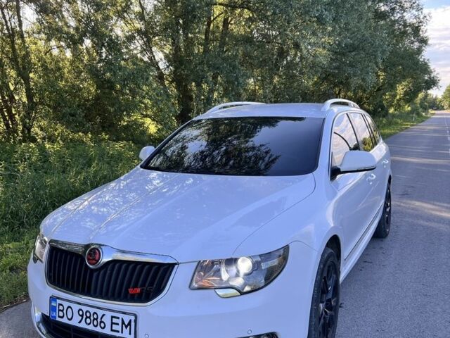 Білий Шкода Суперб, об'ємом двигуна 2 л та пробігом 325 тис. км за 8700 $, фото 1 на Automoto.ua