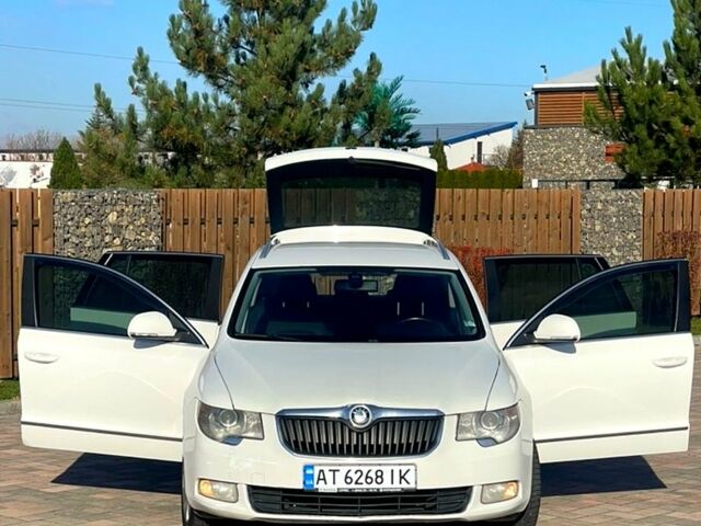 Белый Шкода Суперб, объемом двигателя 2 л и пробегом 390 тыс. км за 7699 $, фото 1 на Automoto.ua