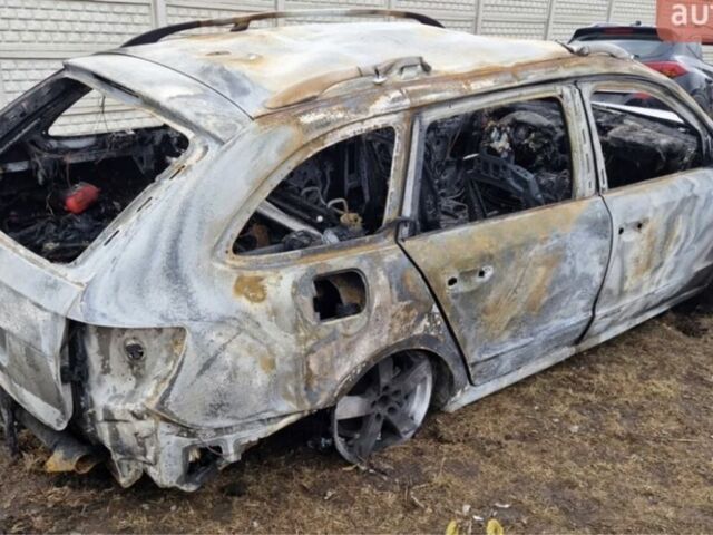 Білий Шкода Суперб, об'ємом двигуна 1.8 л та пробігом 150 тис. км за 1500 $, фото 1 на Automoto.ua