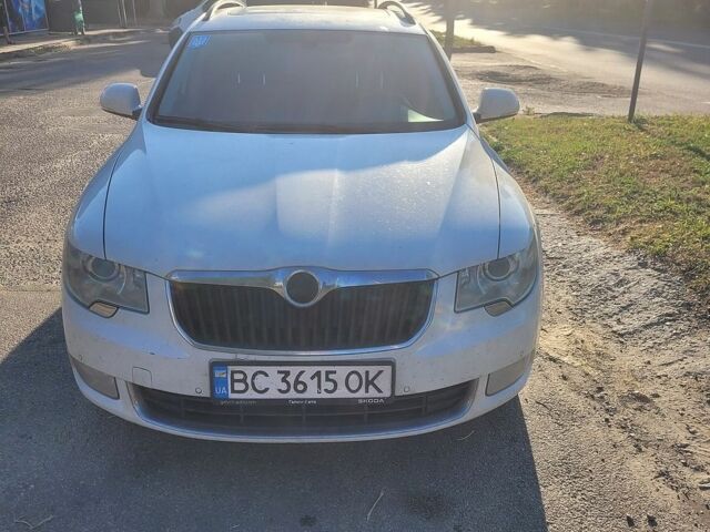 Білий Шкода Суперб, об'ємом двигуна 1.97 л та пробігом 430 тис. км за 9850 $, фото 1 на Automoto.ua