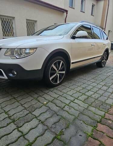 Белый Шкода Суперб, объемом двигателя 1.97 л и пробегом 165 тыс. км за 14500 $, фото 1 на Automoto.ua