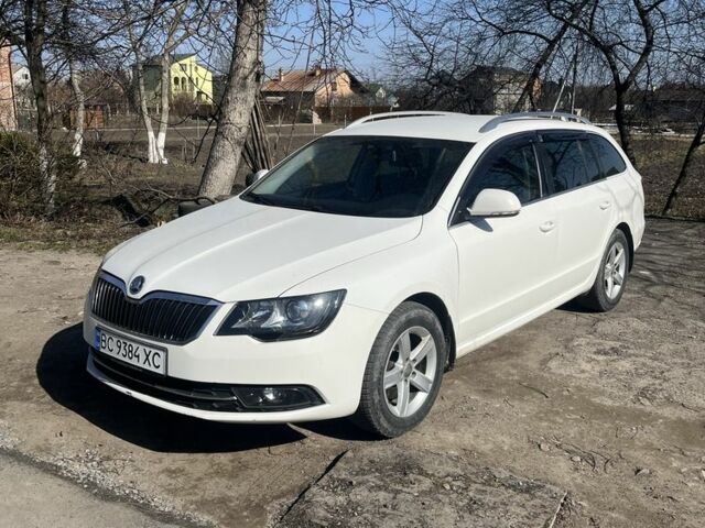 Белый Шкода Суперб, объемом двигателя 2 л и пробегом 350 тыс. км за 11000 $, фото 1 на Automoto.ua