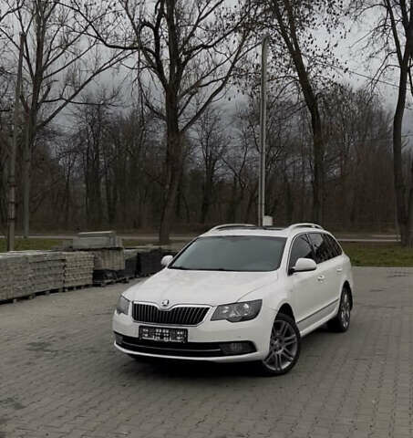Белый Шкода Суперб, объемом двигателя 1.97 л и пробегом 289 тыс. км за 12999 $, фото 1 на Automoto.ua