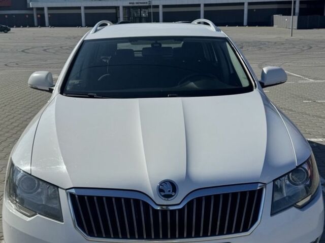 Белый Шкода Суперб, объемом двигателя 1.8 л и пробегом 170 тыс. км за 8500 $, фото 1 на Automoto.ua