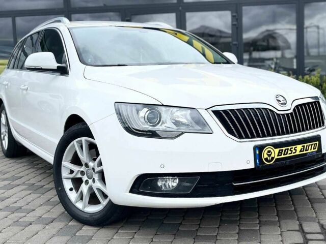 Білий Шкода Суперб, об'ємом двигуна 2 л та пробігом 283 тис. км за 12800 $, фото 1 на Automoto.ua