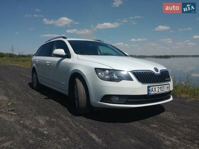 Белый Шкода Суперб, объемом двигателя 1.6 л и пробегом 206 тыс. км за 9350 $, фото 1 на Automoto.ua