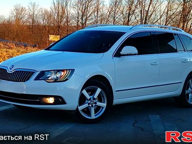 Белый Шкода Суперб, объемом двигателя 1.6 л и пробегом 26300 тыс. км за 12999 $, фото 1 на Automoto.ua