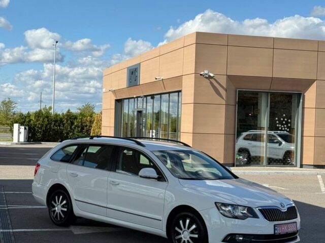 Білий Шкода Суперб, об'ємом двигуна 0 л та пробігом 193 тис. км за 14500 $, фото 1 на Automoto.ua