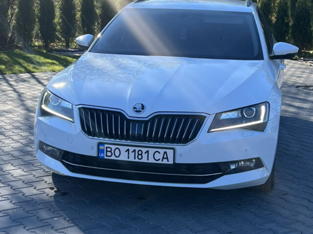 Білий Шкода Суперб, об'ємом двигуна 1.97 л та пробігом 310 тис. км за 13200 $, фото 1 на Automoto.ua