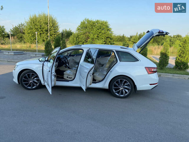 Білий Шкода Суперб, об'ємом двигуна 1.97 л та пробігом 255 тис. км за 19000 $, фото 1 на Automoto.ua