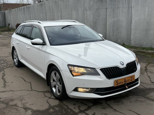 Белый Шкода Суперб, объемом двигателя 2 л и пробегом 148 тыс. км за 6000 $, фото 1 на Automoto.ua