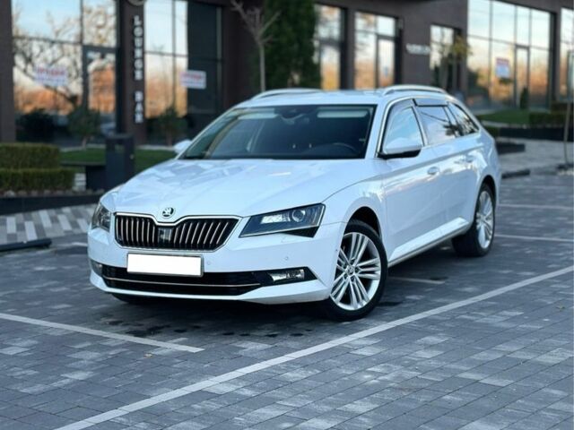 Белый Шкода Суперб, объемом двигателя 1.6 л и пробегом 291 тыс. км за 14500 $, фото 1 на Automoto.ua