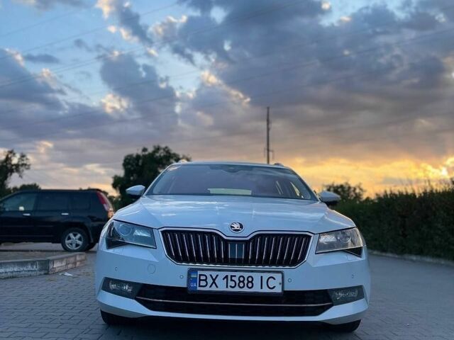 Білий Шкода Суперб, об'ємом двигуна 1.97 л та пробігом 310 тис. км за 17500 $, фото 1 на Automoto.ua