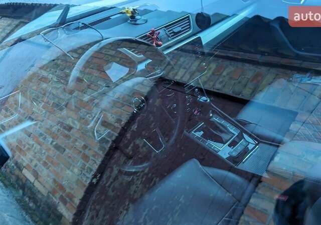 Белый Шкода Суперб, объемом двигателя 1.6 л и пробегом 240 тыс. км за 16900 $, фото 1 на Automoto.ua