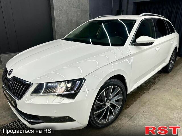 Білий Шкода Суперб, об'ємом двигуна 2 л та пробігом 20000 тис. км за 18999 $, фото 1 на Automoto.ua
