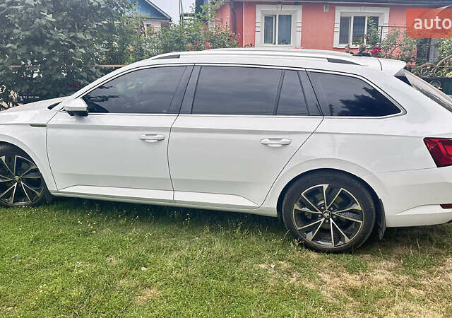 Белый Шкода Суперб, объемом двигателя 1.97 л и пробегом 256 тыс. км за 17500 $, фото 1 на Automoto.ua