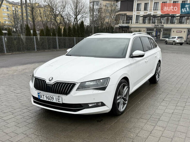 Белый Шкода Суперб, объемом двигателя 1.97 л и пробегом 260 тыс. км за 16199 $, фото 1 на Automoto.ua