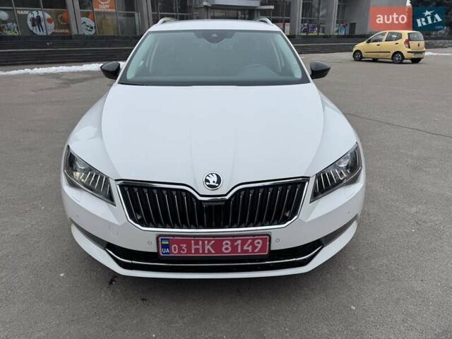 Білий Шкода Суперб, об'ємом двигуна 2 л та пробігом 192 тис. км за 16500 $, фото 1 на Automoto.ua