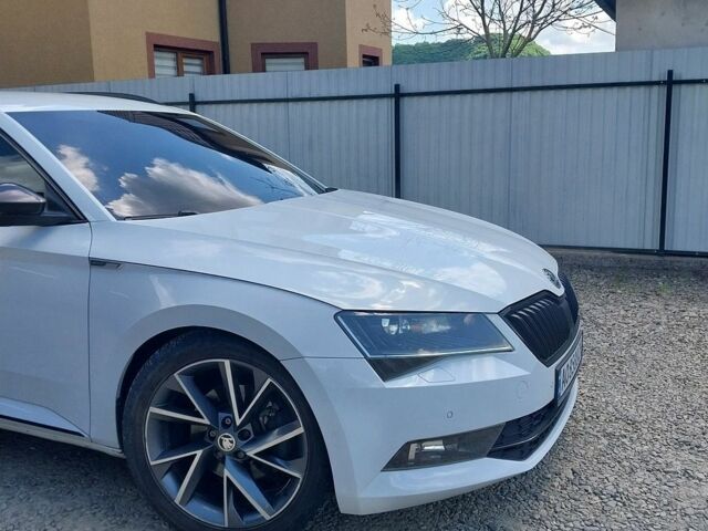 Білий Шкода Суперб, об'ємом двигуна 1.97 л та пробігом 245 тис. км за 19900 $, фото 1 на Automoto.ua