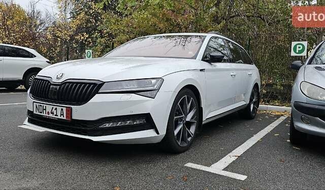 Белый Шкода Суперб, объемом двигателя 1.97 л и пробегом 193 тыс. км за 29999 $, фото 1 на Automoto.ua