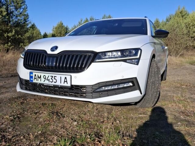 Белый Шкода Суперб, объемом двигателя 2 л и пробегом 216 тыс. км за 29700 $, фото 1 на Automoto.ua