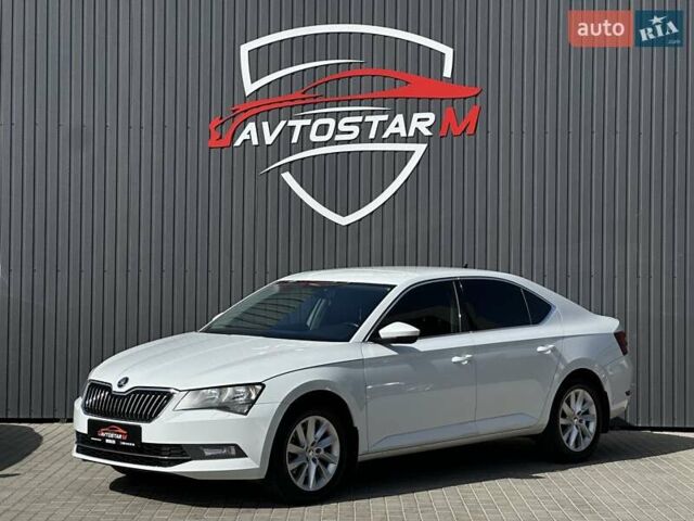 Белый Шкода Суперб, объемом двигателя 1.8 л и пробегом 201 тыс. км за 14900 $, фото 1 на Automoto.ua