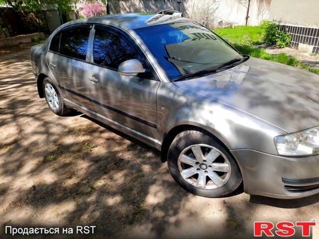 Бежевий Шкода Суперб, об'ємом двигуна 1.8 л та пробігом 19100 тис. км за 4300 $, фото 1 на Automoto.ua