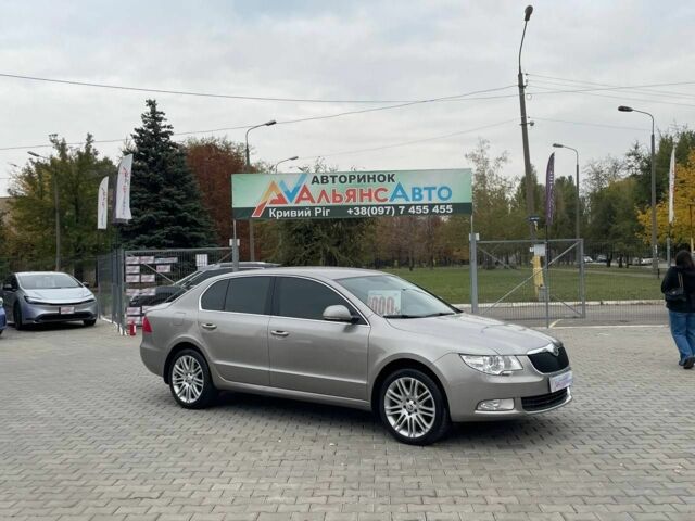 Бежевый Шкода Суперб, объемом двигателя 1.8 л и пробегом 116 тыс. км за 8999 $, фото 1 на Automoto.ua