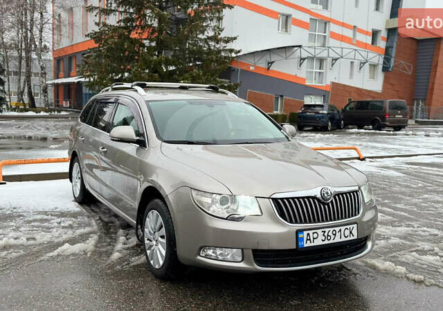 Бежевий Шкода Суперб, об'ємом двигуна 1.8 л та пробігом 219 тис. км за 9700 $, фото 1 на Automoto.ua