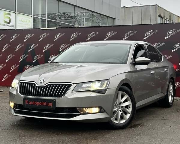 Бежевый Шкода Суперб, объемом двигателя 1.98 л и пробегом 191 тыс. км за 20000 $, фото 1 на Automoto.ua