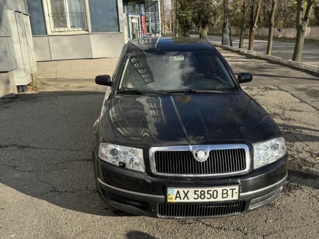 Черный Шкода Суперб, объемом двигателя 2.8 л и пробегом 350 тыс. км за 4200 $, фото 1 на Automoto.ua