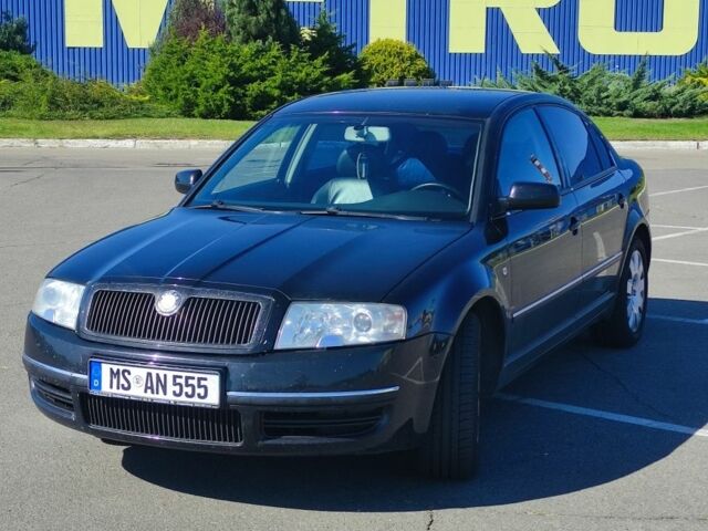 Чорний Шкода Суперб, об'ємом двигуна 3 л та пробігом 320 тис. км за 3700 $, фото 1 на Automoto.ua
