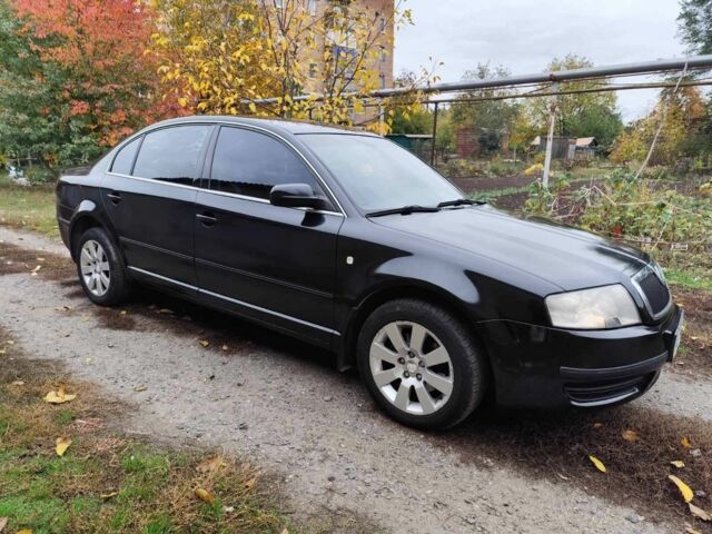 Чорний Шкода Суперб, об'ємом двигуна 0 л та пробігом 250 тис. км за 3999 $, фото 1 на Automoto.ua