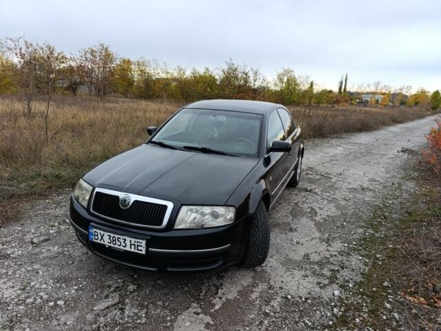 Чорний Шкода Суперб, об'ємом двигуна 2.5 л та пробігом 320 тис. км за 3750 $, фото 1 на Automoto.ua