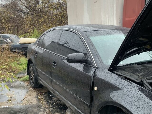 Черный Шкода Суперб, объемом двигателя 1.9 л и пробегом 300 тыс. км за 2300 $, фото 1 на Automoto.ua