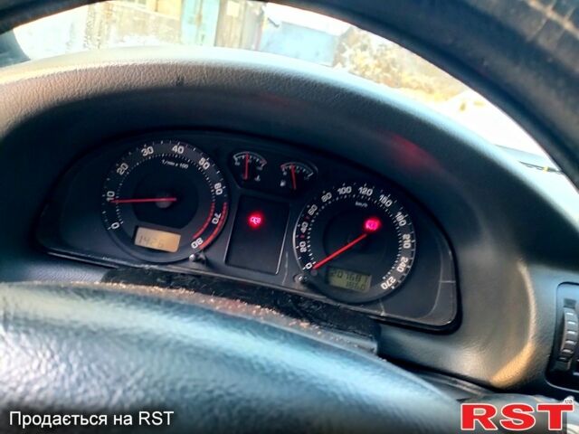 Черный Шкода Суперб, объемом двигателя 1.8 л и пробегом 200 тыс. км за 3800 $, фото 1 на Automoto.ua