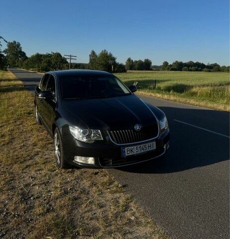 Чорний Шкода Суперб, об'ємом двигуна 2 л та пробігом 370 тис. км за 7500 $, фото 1 на Automoto.ua