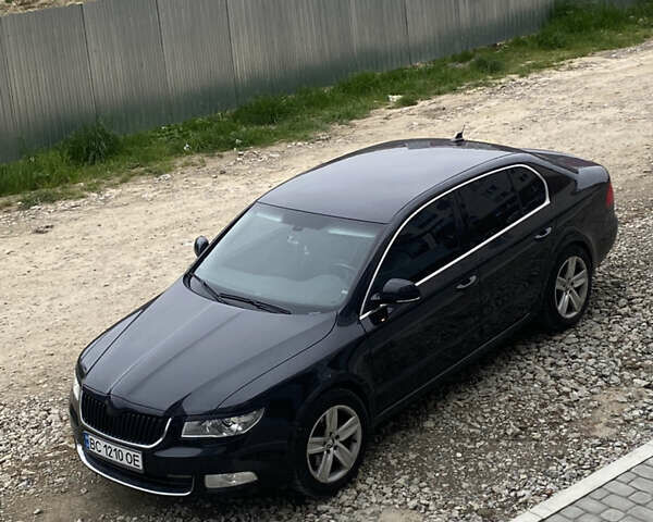 Черный Шкода Суперб, объемом двигателя 1.8 л и пробегом 231 тыс. км за 9500 $, фото 1 на Automoto.ua