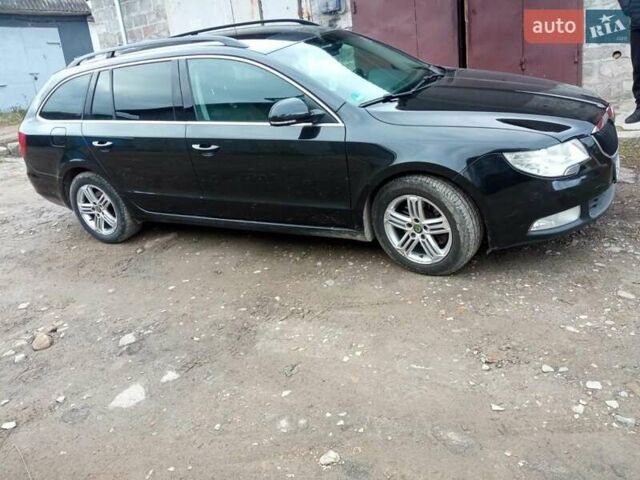 Чорний Шкода Суперб, об'ємом двигуна 2 л та пробігом 300 тис. км за 9499 $, фото 1 на Automoto.ua